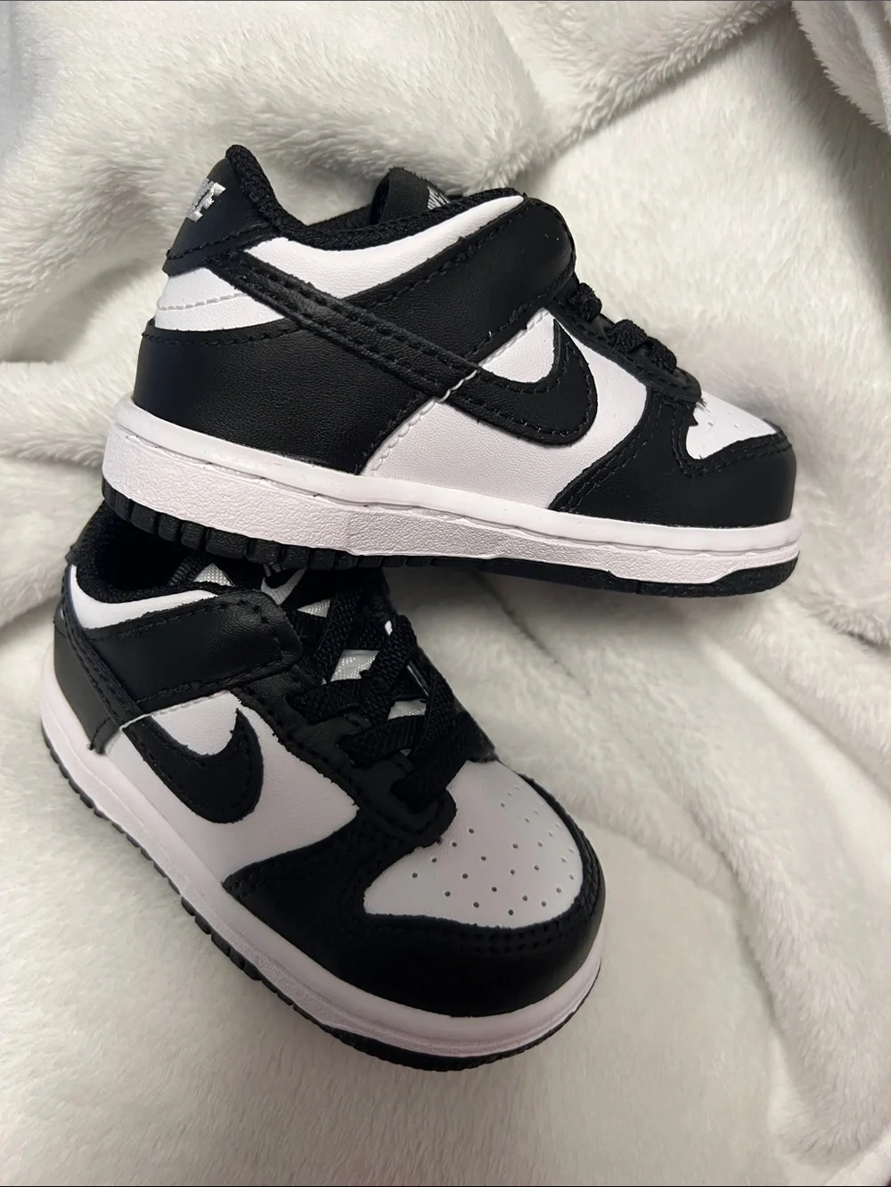 Nike Kids Black and White Low-Top Sneakers